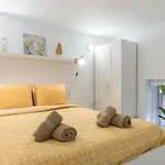 Beachside Groundfloor Canteras Shared Rooftop Апартаменти *