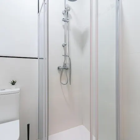 Beachside Groundfloor Canteras Shared Rooftop 大加那利岛拉斯帕尔马斯