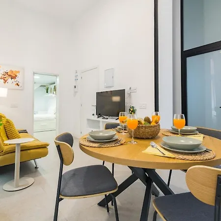 Beachside Groundfloor Canteras Shared Rooftop 大加那利岛拉斯帕尔马斯