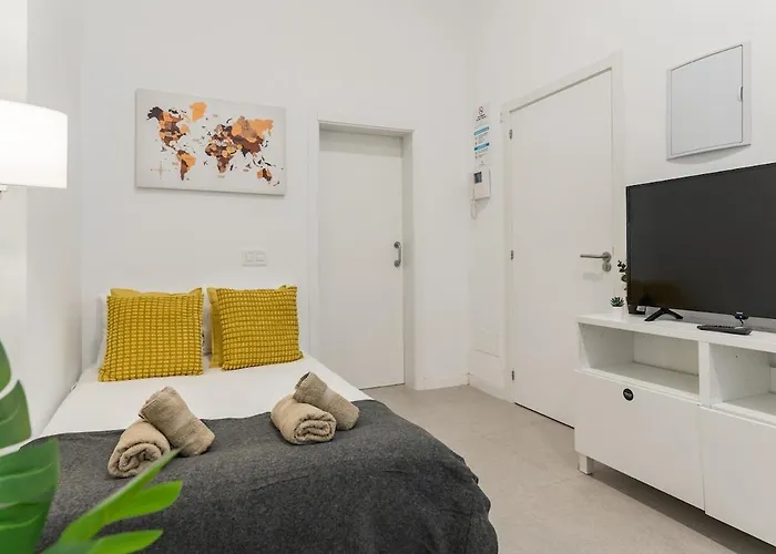 Beachside Groundfloor Canteras Shared Rooftop 大加那利岛拉斯帕尔马斯