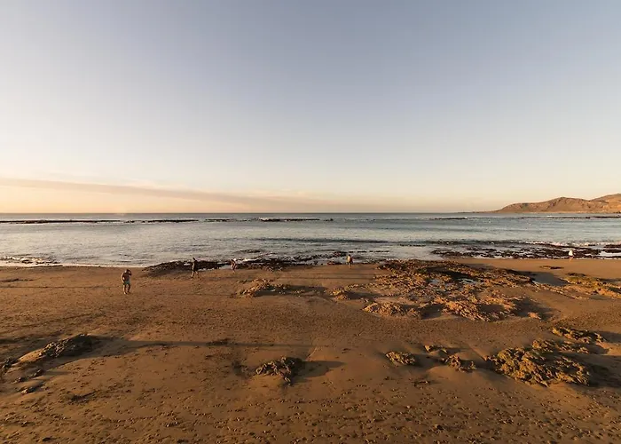 Beachside Groundfloor Canteras Shared Rooftop 公寓 *