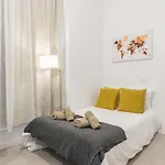 Beachside Groundfloor Canteras Shared Rooftop Apartment