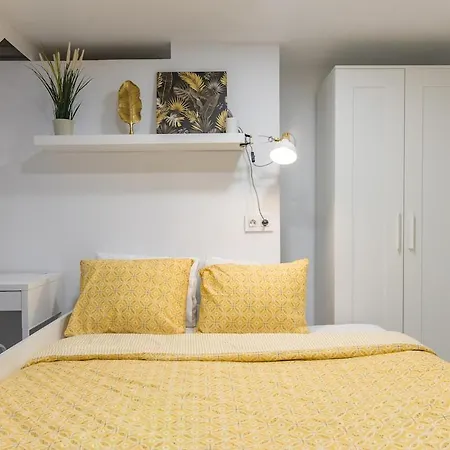 Beachside Groundfloor Canteras Shared Rooftop Apartment *