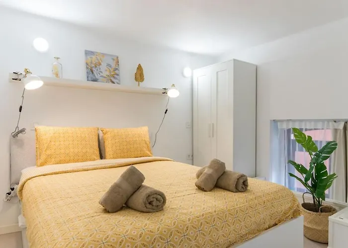 Beachside Groundfloor Canteras Shared Rooftop Apartment *