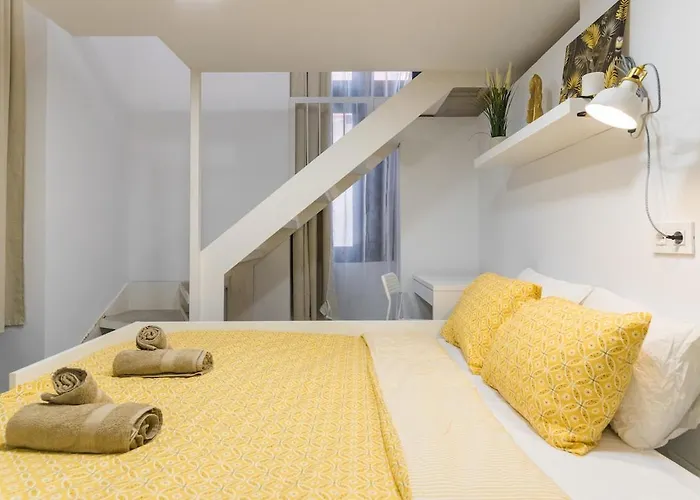 Beachside Groundfloor Canteras Shared Rooftop Apartamento